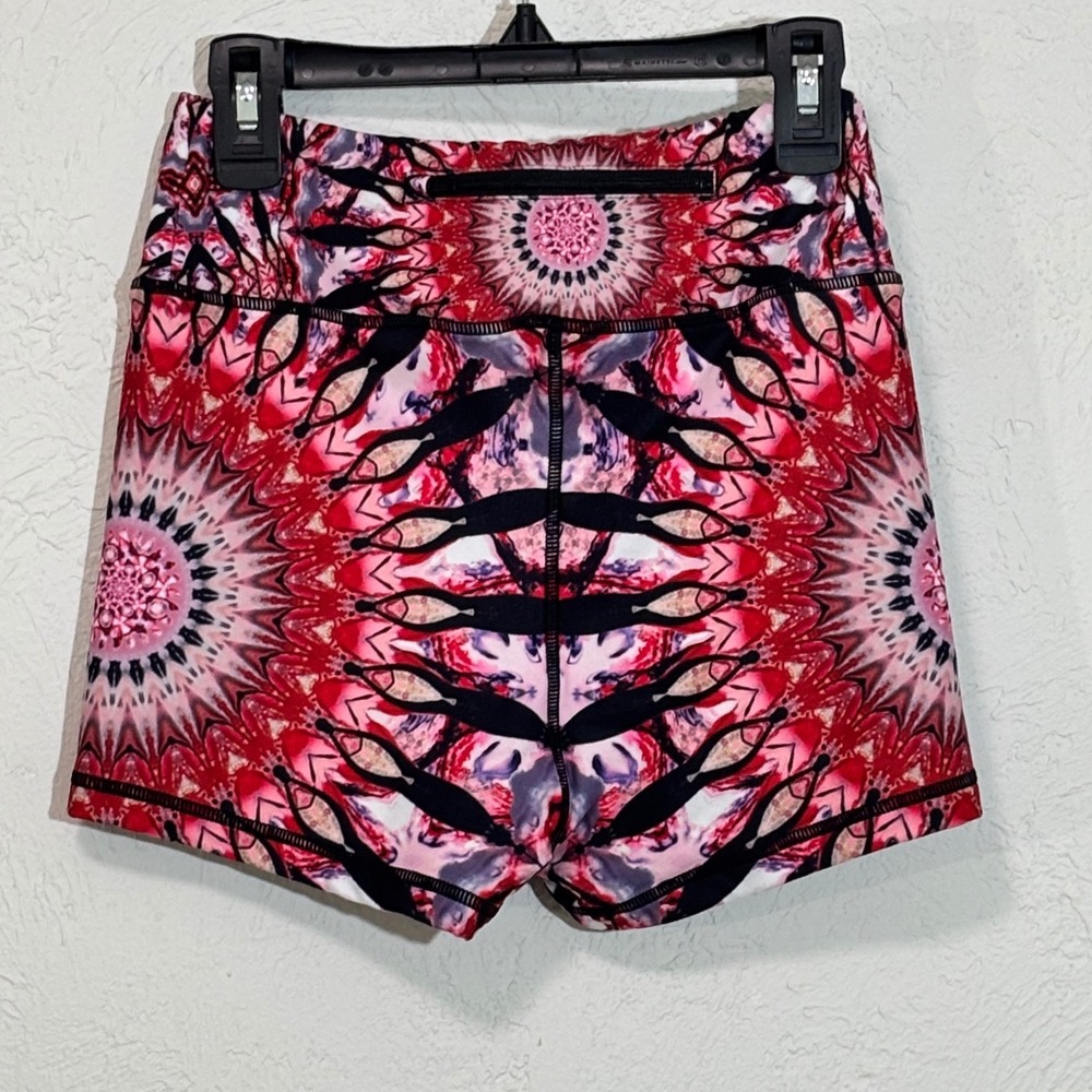 Wolven Bike Shorts Kids Small Red Mandala Print Sustainable High Waisted Active - Picture 2 of 7